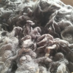 Morceaux de laine duvetteuse pour remplir vos contenants, modèle gris foncé  (réf7) 