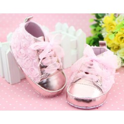 Chaussure souple basket montante bébé 0 à 12 mois, modèle Dentelle rose dragée