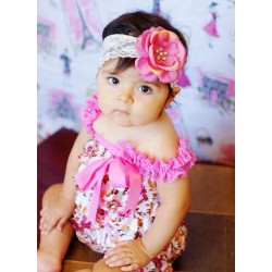 Salopette bébé en dentelle et satin modèle floral rose 0/3 ans